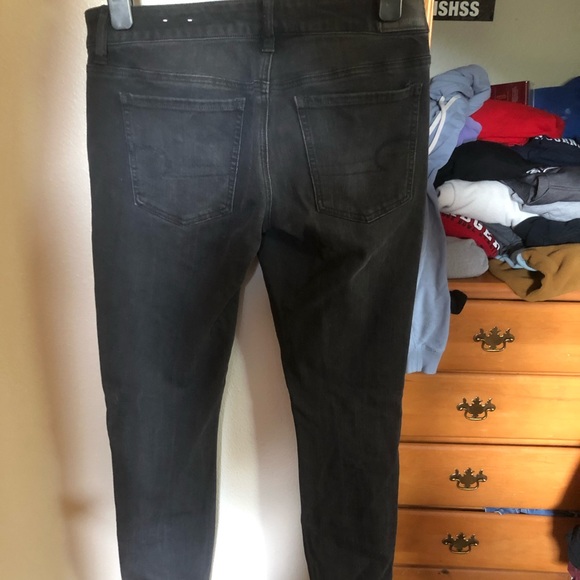 American Eagle super low rise black jeans size 6 - Picture 3 of 7